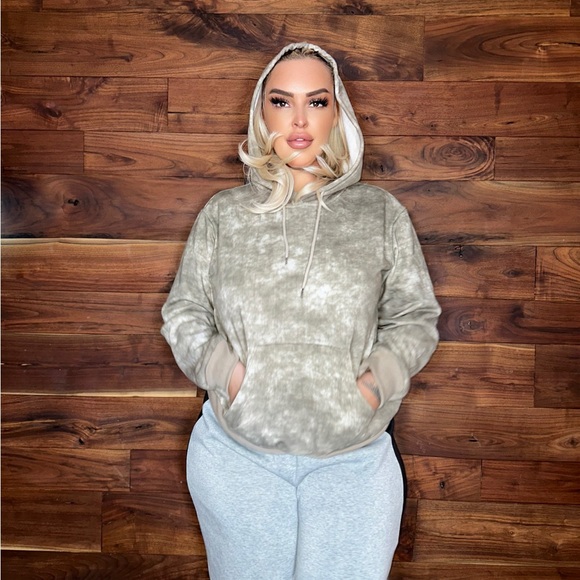 Shein Camouflage Hoodie - Picture 7 of 7